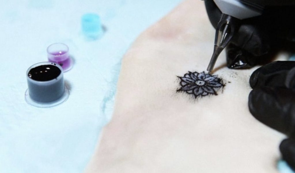 Los tatuajes ahora se conveniente en biosensores