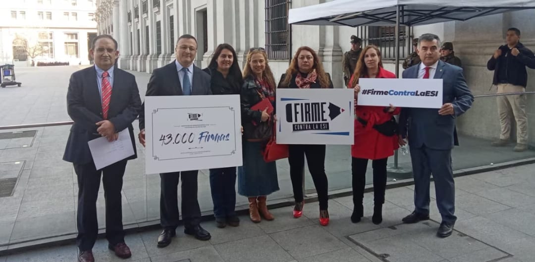 Carta a Boric contra eventual proyecto de Educación Sexual Integral