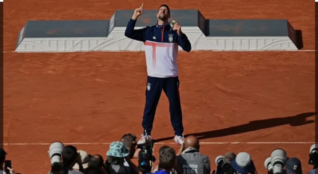 Novak Djokovic agradece a Dios tras ganar el oro en los Juegos Olímpicos