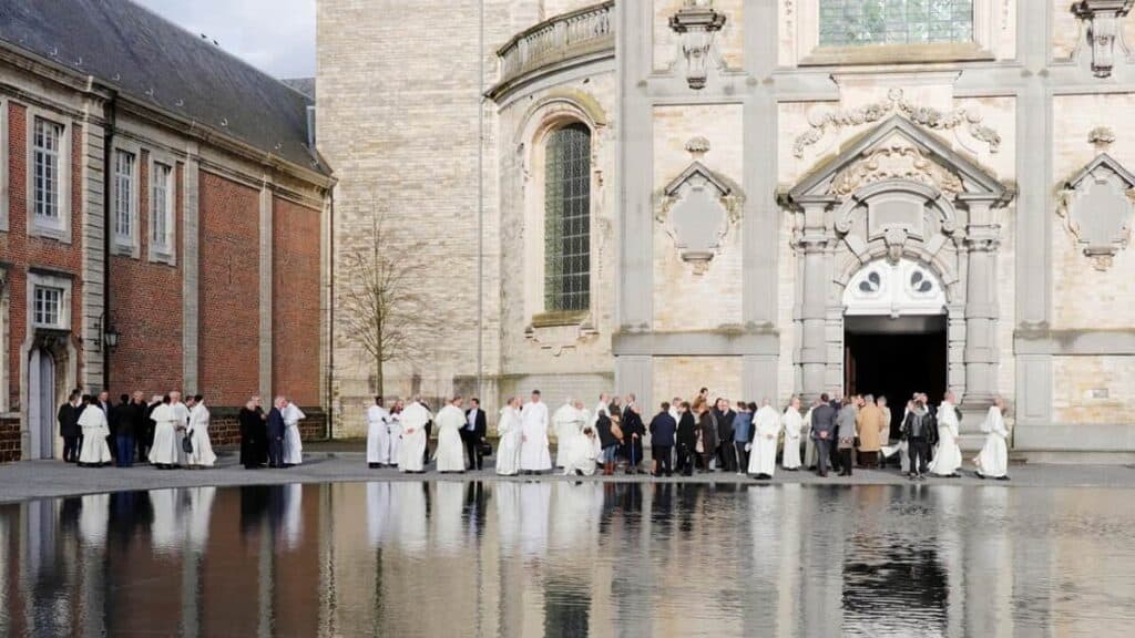 Exorcismos en Bélgica: la Iglesia los ofrece sin complejos