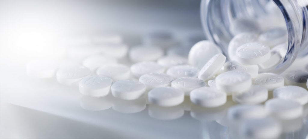 Dosis diaria de aspirina mejora el pronóstico del cáncer colorrectal